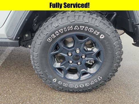 Used 2023 Jeep Wrangler Unlimited w/ Convenience Group AWD/4WD image 7
