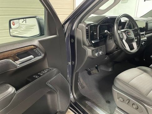 Used 2025 GMC Sierra 1500 Elevation AWD/4WD image 10