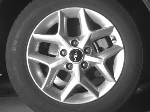 Used 2025 Kia Soul LX w/ LX Technology Package image 13