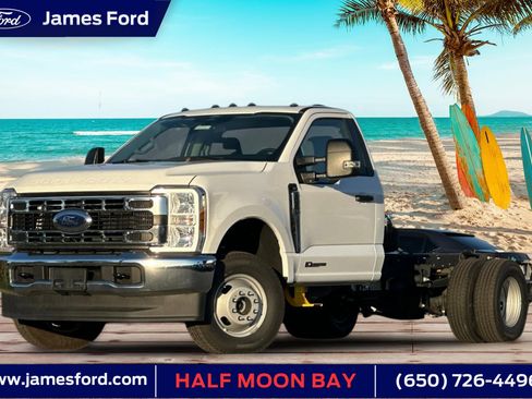 Used 2024 Ford F350 XLT image 1