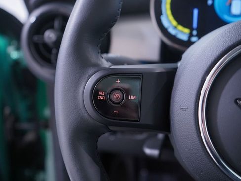 Used 2024 MINI Cooper SE image 17