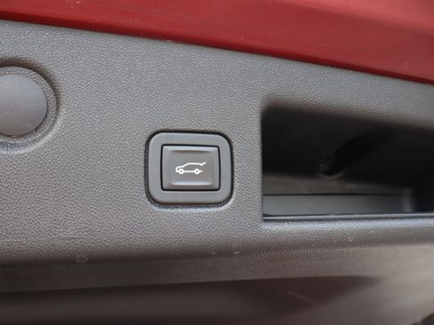 Used 2019 Chevrolet Equinox LT AWD/4WD image 29