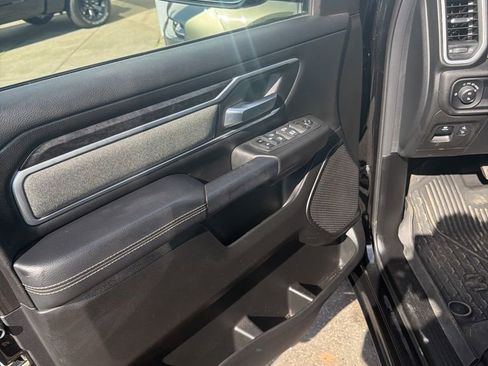 Used 2022 RAM 1500 Big Horn w/ Night Edition image 6