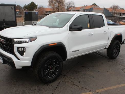 New 2025 GMC Canyon Elevation w/ Convenience Package image 8