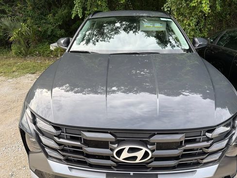 Used 2025 Hyundai Tucson SEL FWD image 6