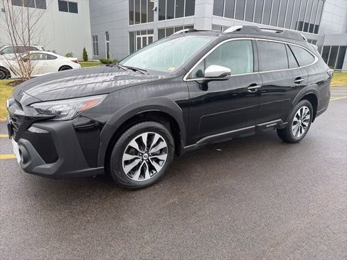 Used 2023 Subaru Outback Touring AWD/4WD image 1