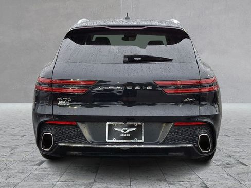 Used 2022 Genesis GV70 2.5T w/ Advanced Package AWD/4WD image 5
