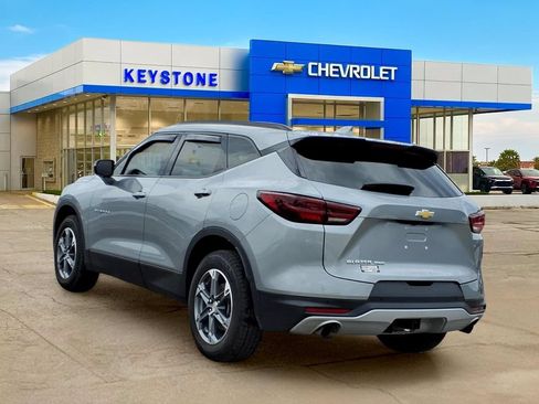 Used 2023 Chevrolet Blazer LT AWD/4WD image 5