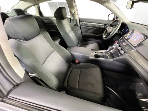 Used 2022 Honda Accord LX image 25