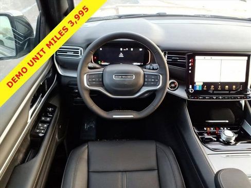 New 2026 Jeep Grand Wagoneer Limited w/ 8-Passenger Seating Package AWD/4WD image 5