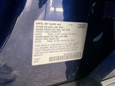 Used 2025 Audi Q5 2.0T Premium AWD/4WD image 23