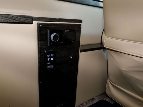 Used 2022 Mercedes-Benz Sprinter 3500 image 26