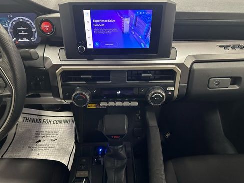 Used 2025 Toyota Tacoma TRD Off-Road w/ TRD Off Road Upgrade Package image 25