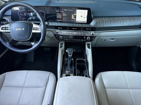 Used 2025 Kia Telluride EX AWD/4WD image 10