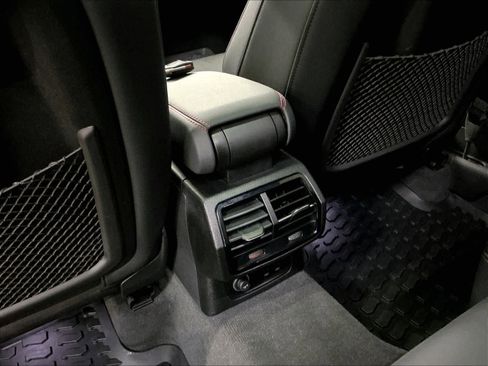 Certified 2025 Audi Q3 2.0T Premium Plus w/ Premium Plus Package image 37