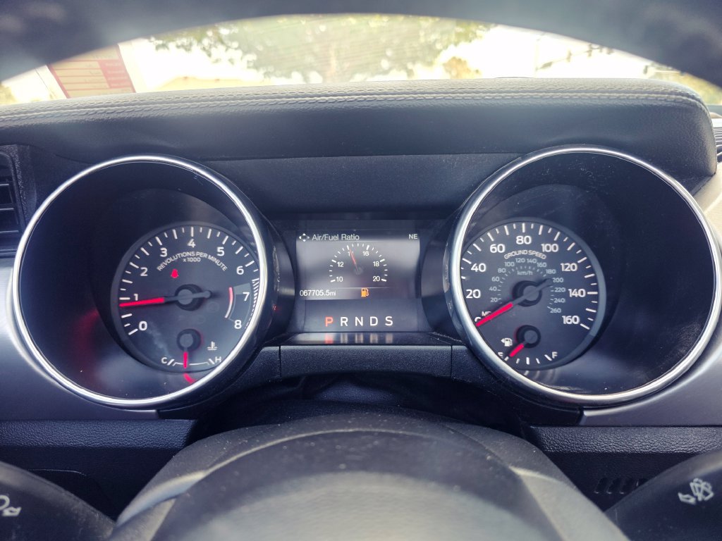 Used 2020 Ford Mustang Premium RWD image 34