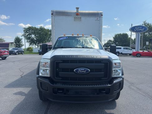 Used 2016 Ford F550 2WD Regular Cab Super Duty image 4