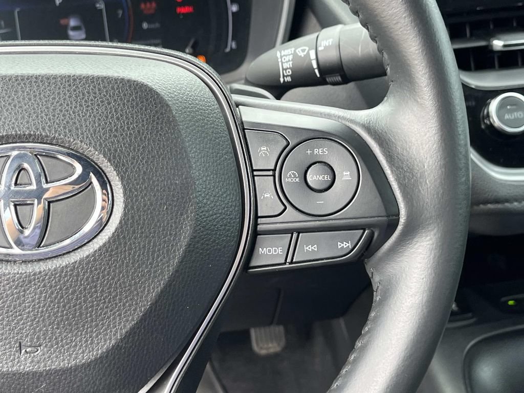 Used 2024 Toyota Corolla XSE FWD image 29
