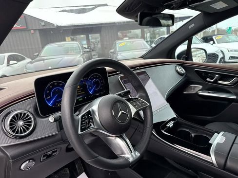 Used 2023 Mercedes-Benz EQE 350+ 4MATIC SUV w/ AMG Line Exterior Package image 25