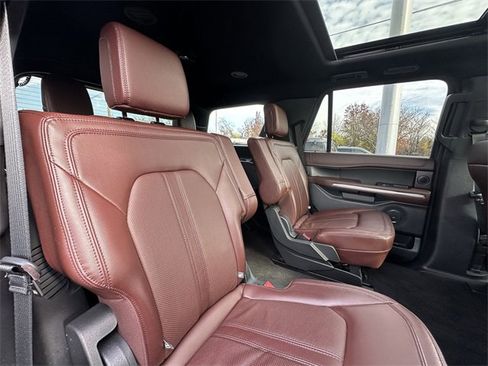 Certified 2022 Ford Expedition Limited image 38