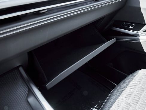 Used 2026 Cadillac Escalade V image 98