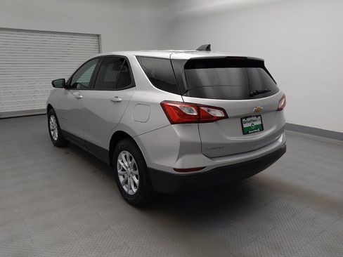 Used 2019 Chevrolet Equinox LS w/ LS Convenience Package image 5