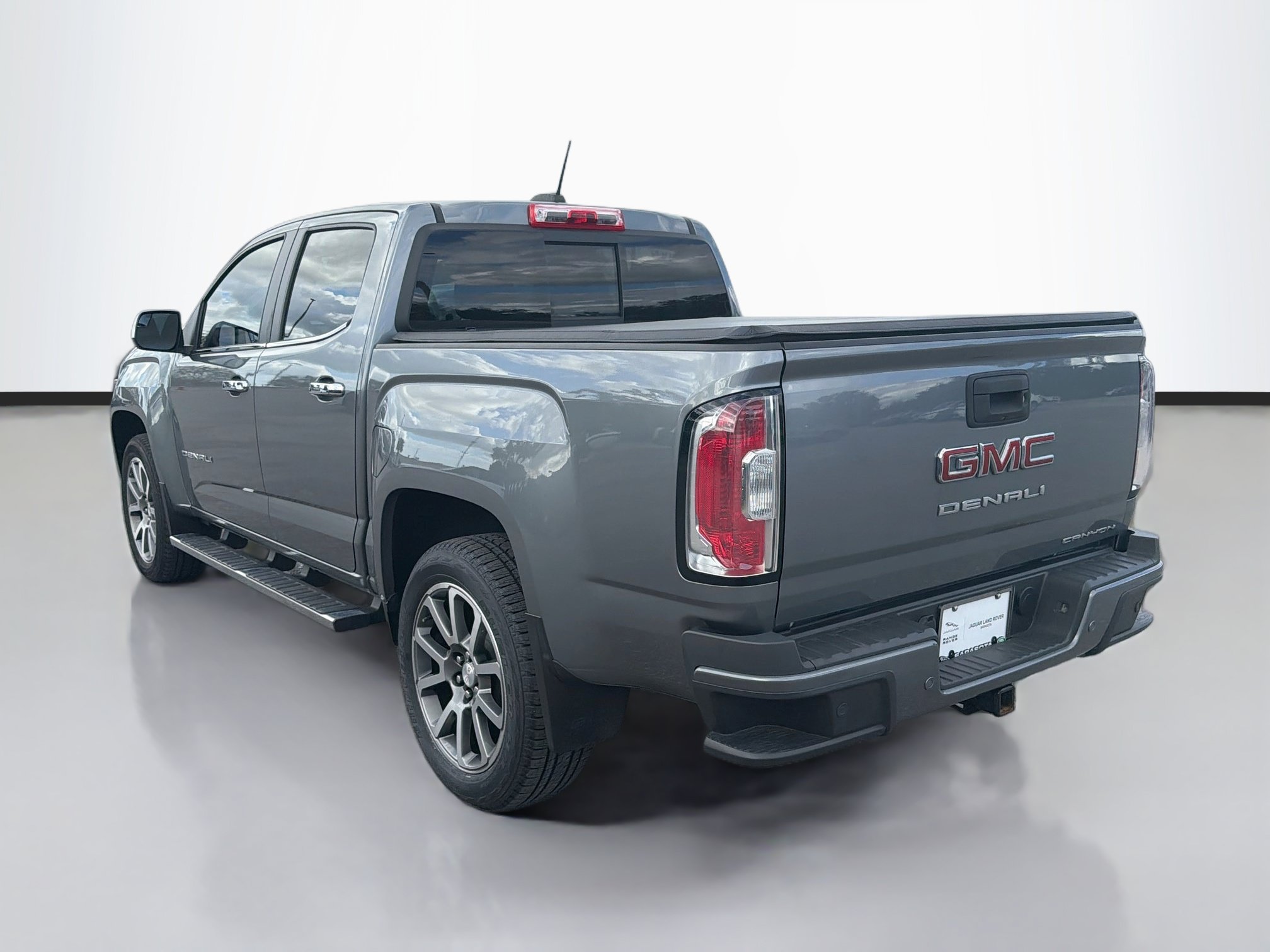 Used 2021 GMC Canyon Denali AWD/4WD image 3