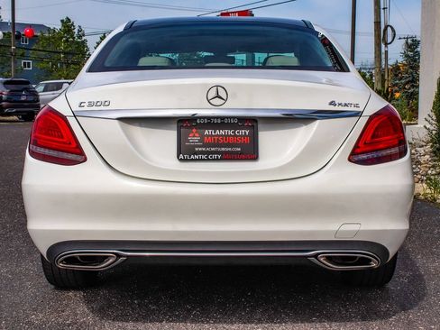 Used 2019 Mercedes-Benz C 300 4MATIC Sedan image 5