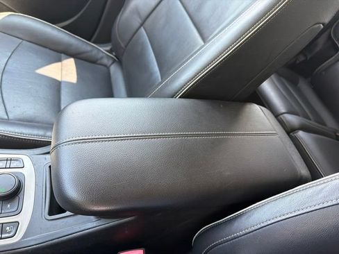 Used 2018 GMC Terrain Denali w/ Comfort Package FWD image 34