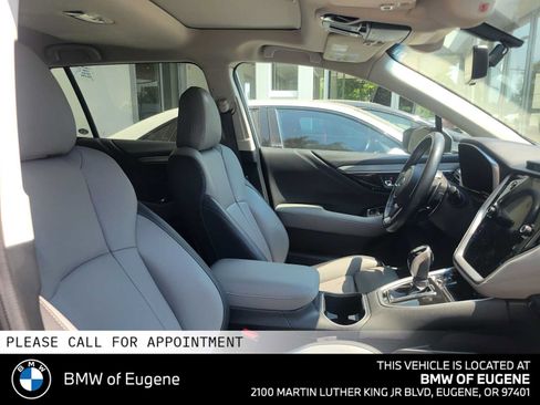 Used 2022 Subaru Outback Limited AWD/4WD image 9