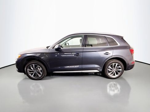 Used 2021 Audi Q5 2.0T Premium Plus w/ Premium Plus Package AWD/4WD image 6