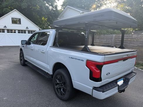 Used 2024 Ford F150 Lightning Lariat AWD/4WD image 4