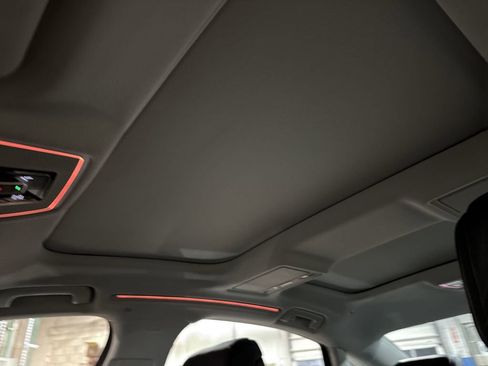 Used 2020 Audi A8 L 4.0T w/ Executive Package image 16