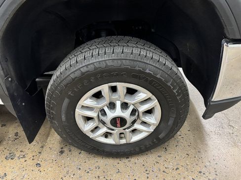 Used 2021 GMC Sierra 2500 2500HD w/ Convenience Package image 20