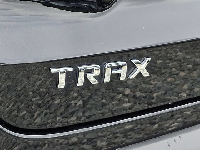 Used 2024 Chevrolet Trax ACTIV w/ Sunroof Package FWD image 33