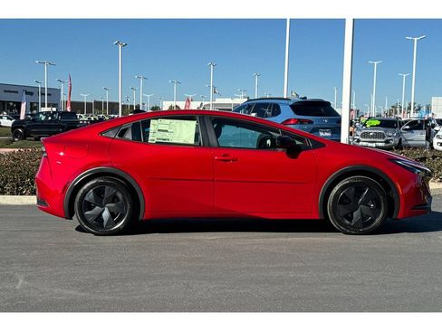 New 2026 Toyota Prius Plug-In Hybrid image 3