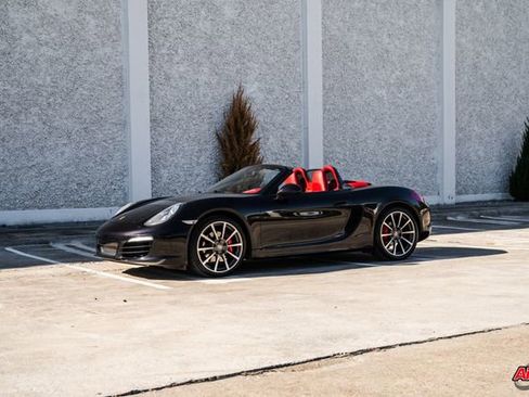 Used 2013 Porsche Boxster S image 17