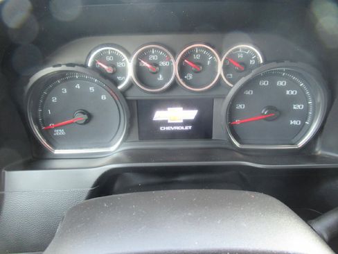 Used 2022 Chevrolet Silverado 3500 LT w/ Convenience Package image 13