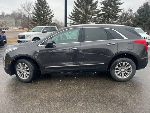 Used 2017 Cadillac XT5 Luxury w/ Driver Awareness Package image 3