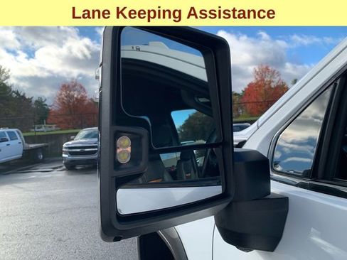 Used 2024 GMC Sierra 2500 AT4 w/ Technology Package image 8