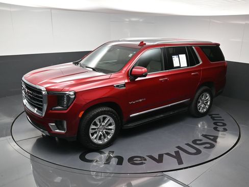 Used 2023 GMC Yukon SLT w/ SLT Premium Package AWD/4WD image 28