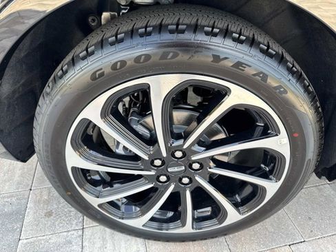 New 2025 Lincoln Nautilus Black Label image 30