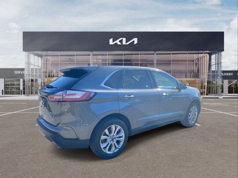 Used 2024 Ford Edge Titanium image 8