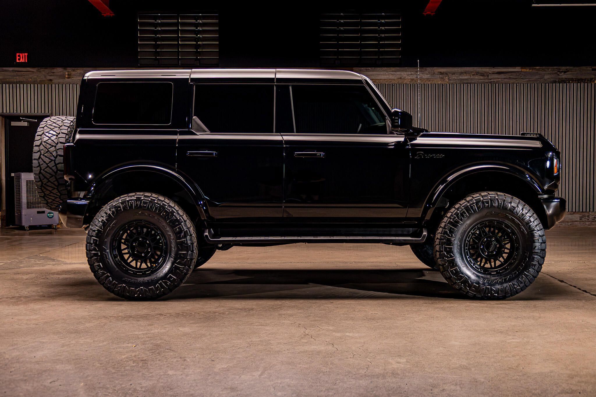 Used 2026 Ford Bronco Outer Banks AWD/4WD image 11