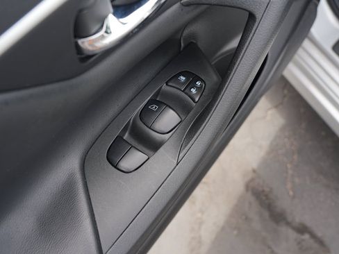 Used 2017 Nissan Altima 2.5 S w/ Power Driver Seat Package FWD image 16