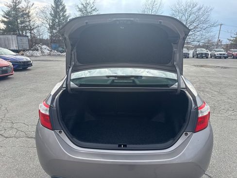 Used 2014 Toyota Corolla LE image 32