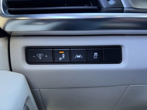 Used 2022 Kia Telluride S image 32