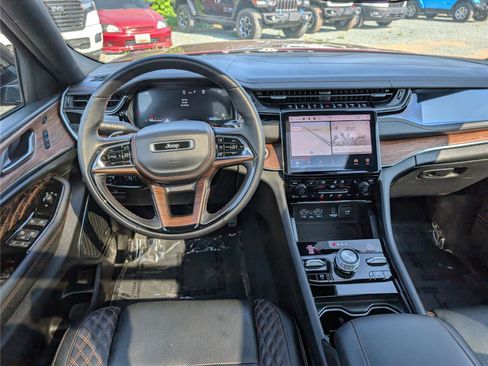 Used 2023 Jeep Grand Cherokee L Summit w/ Rear Seat Video Group I AWD/4WD image 20