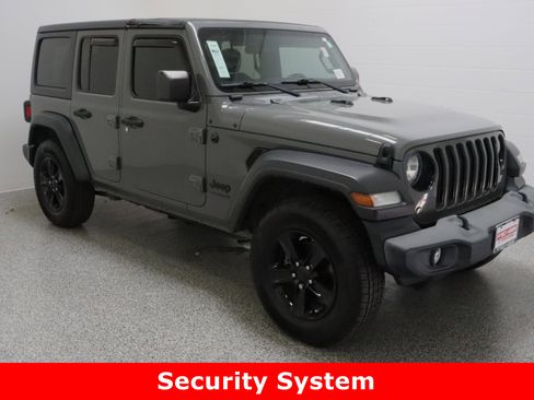 Used 2019 Jeep Wrangler Unlimited Sport image 4