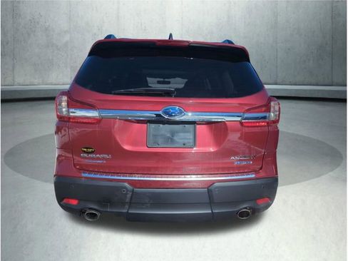 Used 2022 Subaru Ascent Limited w/ Technology Package image 5